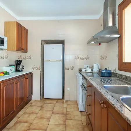 Owl Tonieta- 10 Min Walk To The Villa Cala de Sant Vicenc